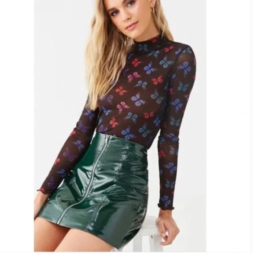 F21 Vinyl Zipper Mini Skirt